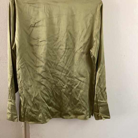Talbots blouse Mustard Green size 10. - Picture 3 of 3